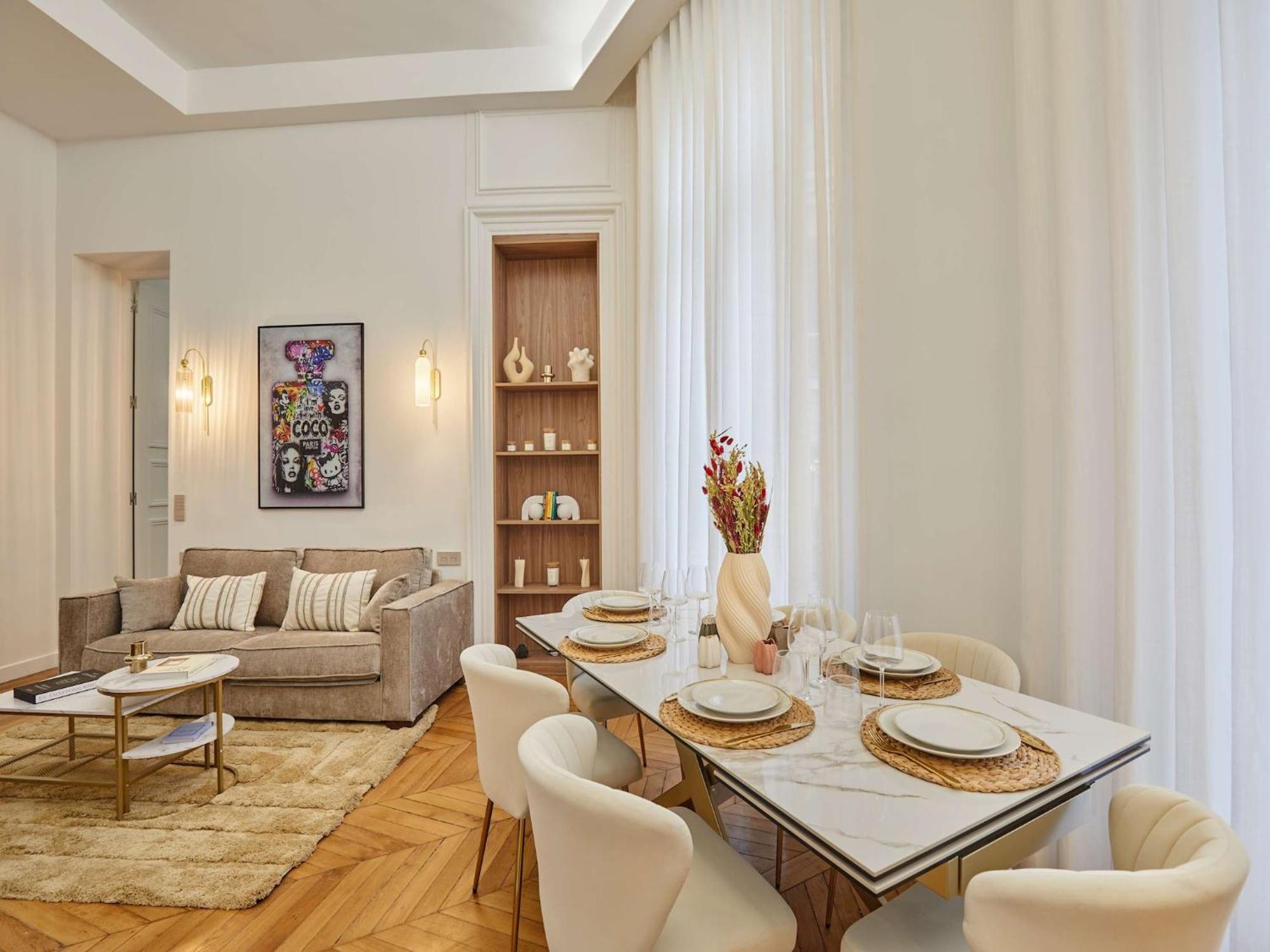 Sublime, Luxurious Flat Ac Matignon St Honore *